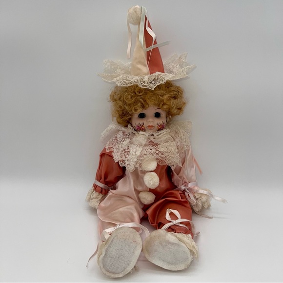 🥀 "Victorian Cat" Kingstate the Dollcrafter Porcelain Clown Doll - Picture 3 of 11